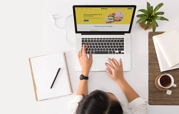 Business witches of Instagram: How sorcery found a commercial home on social media